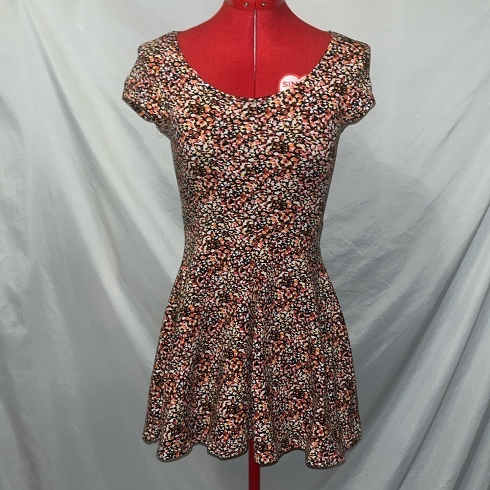 MM90 Divided by H&M floral sundress
